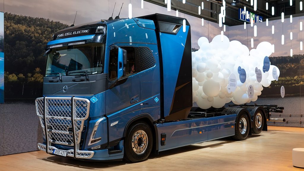 Електрична вантажівка Volvo на виставці IAA Transportation
