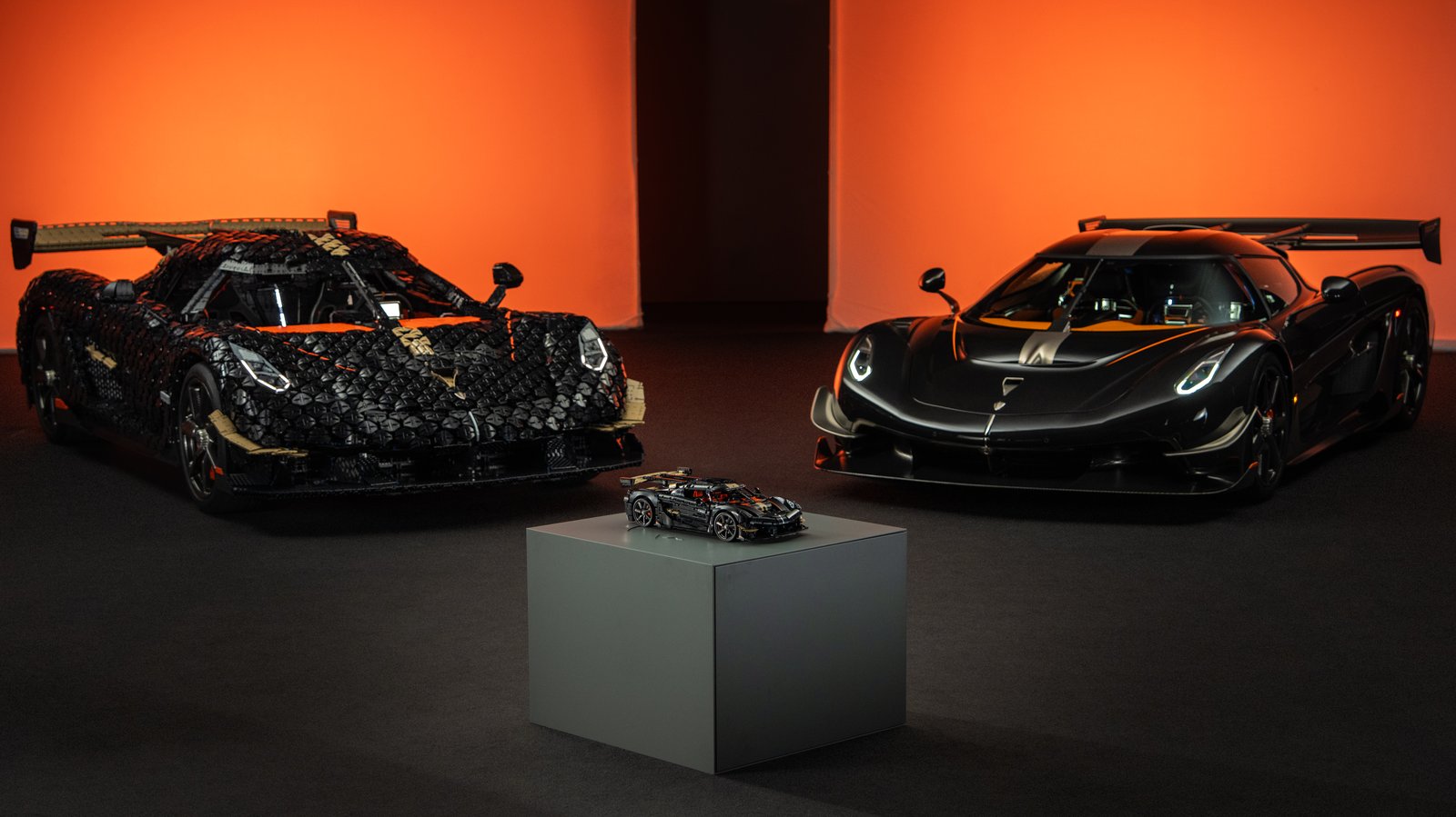 Порівняння моделей LEGO Technic Koenigsegg 1:1, 1:8 та реального авто